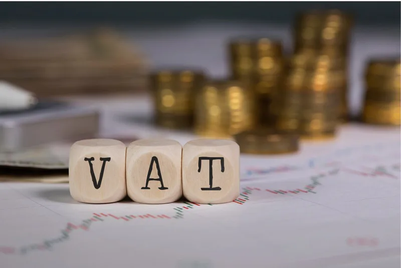 Faktoring odwrotny a split payment